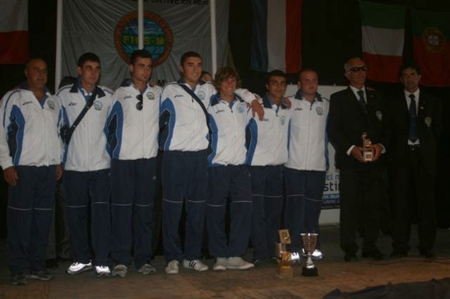 u21e4.jpg